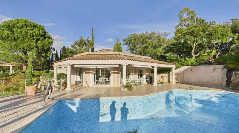 Appartement - 150 m² - 5 pièces