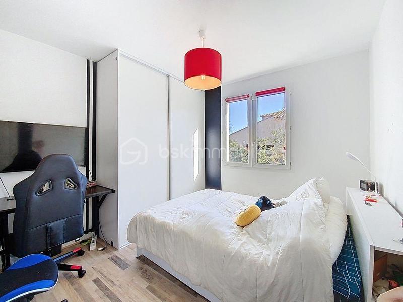 Maison traditionnelle - 180 m² - 6 pièces