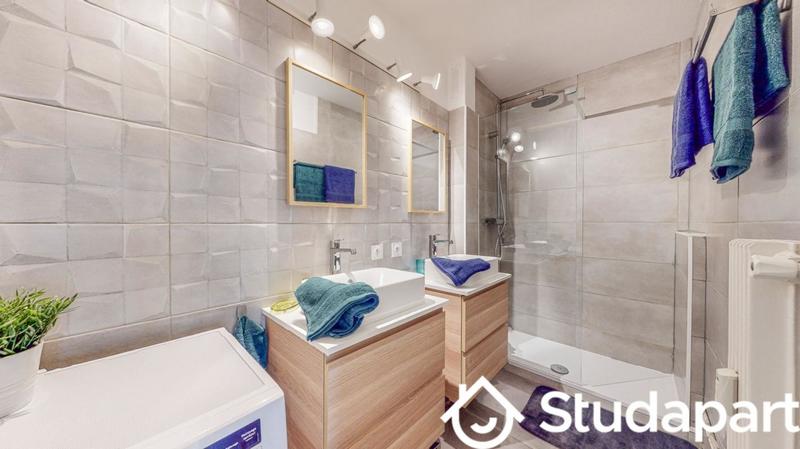 Chambre - 12 m² - 1 pièce