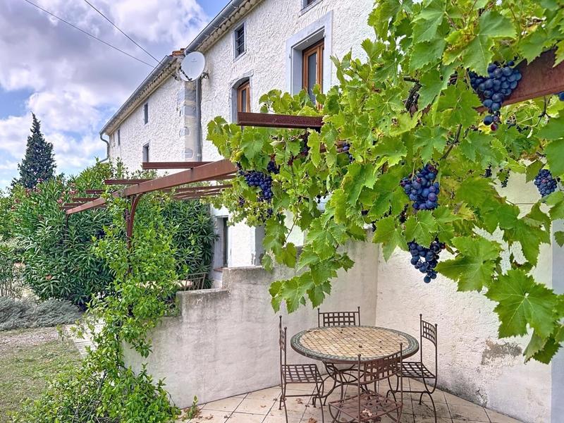 Maison - 575 m² - 30 pièces