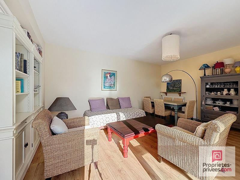 Appartement - 70 m² - 3 pièces