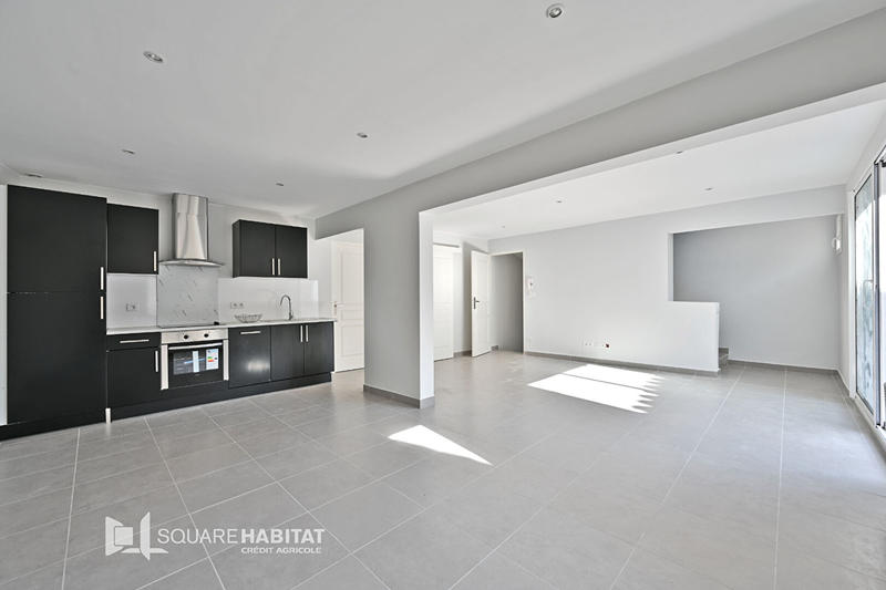 Maison - 120 m² - 5 pièces