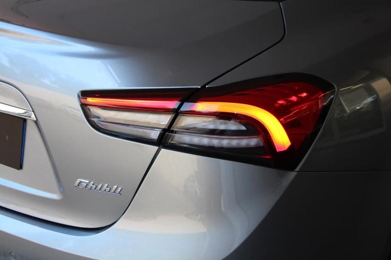 Maserati Ghibli 2.0 Hybrid 330 Auto