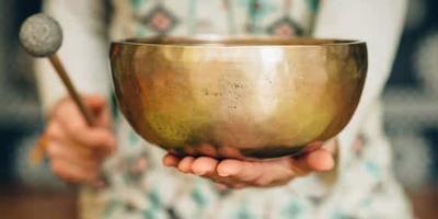 Séance de relaxation au musée d'archéologie