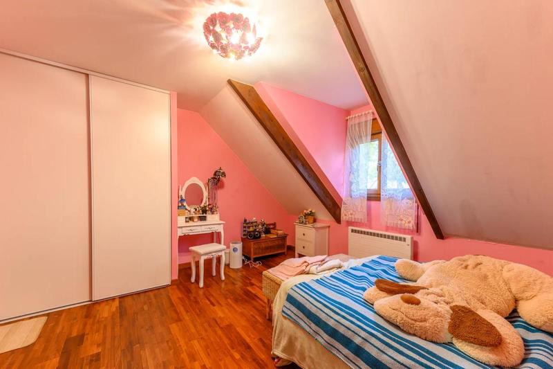 Maison - 145 m² - 6 pièces