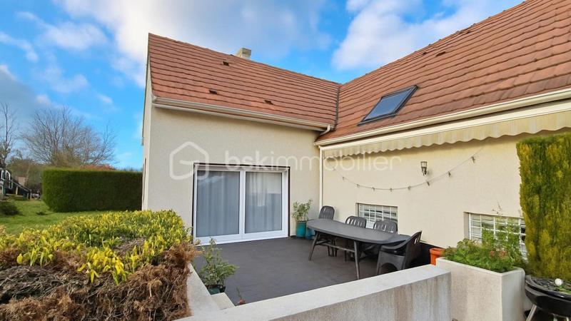 Maison - 158 m² - 6 pièces