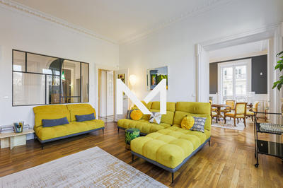 Appartement - 229 m² - 7 pièces