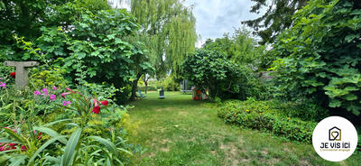 Maison - 230 m² - 10 pièces