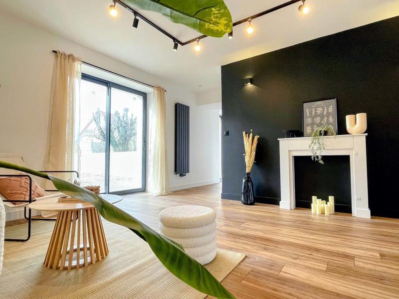 Maison - 95 m² - 5 pièces