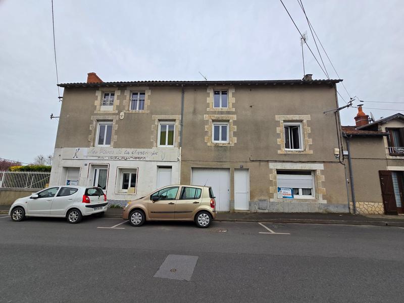 Maison - 350 m² - 14 pièces