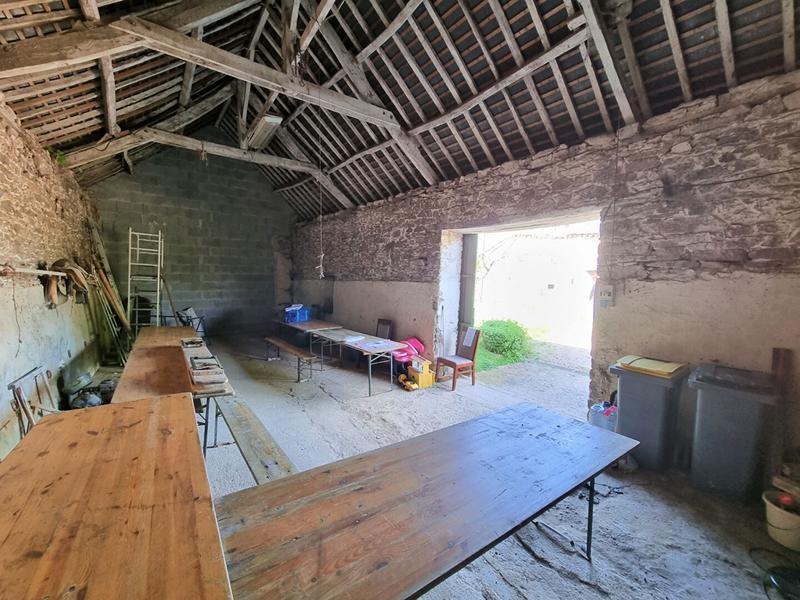 Maison - 228 m² - 8 pièces