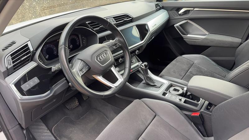 Audi Q3 2.0 Tdi 150 s-Tronic7 Design Luxe