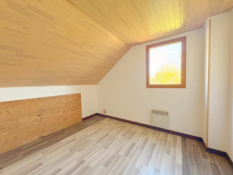 Maison - 257 m² - 8 pièces