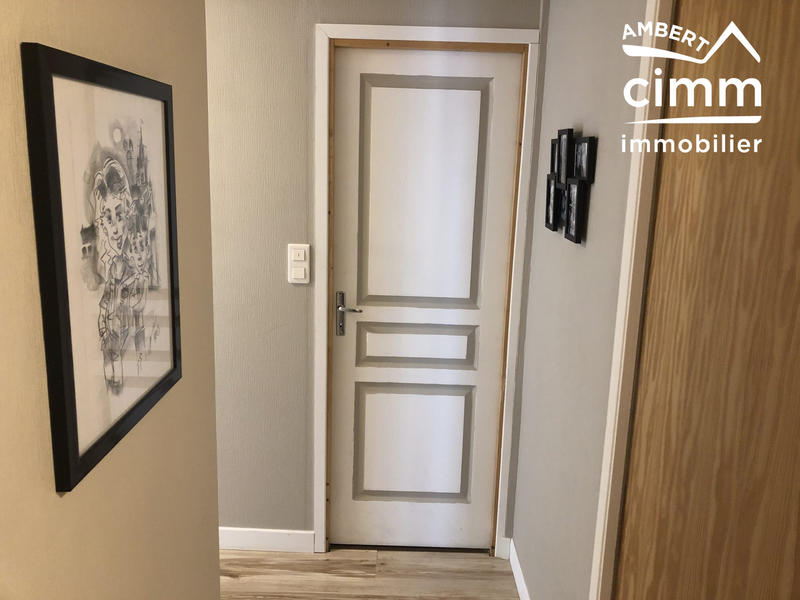 Maison - 122 m² - 8 pièces