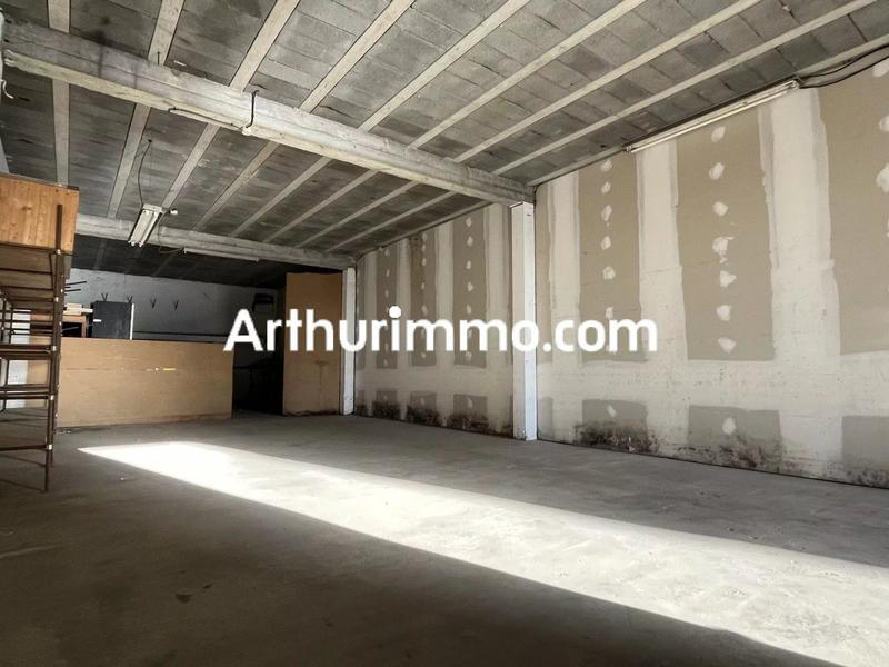 Bureau - 261 m² - 3 pièces