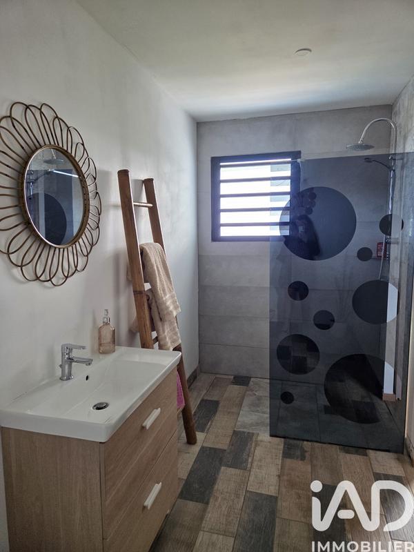 Maison - 422 m² - 12 pièces