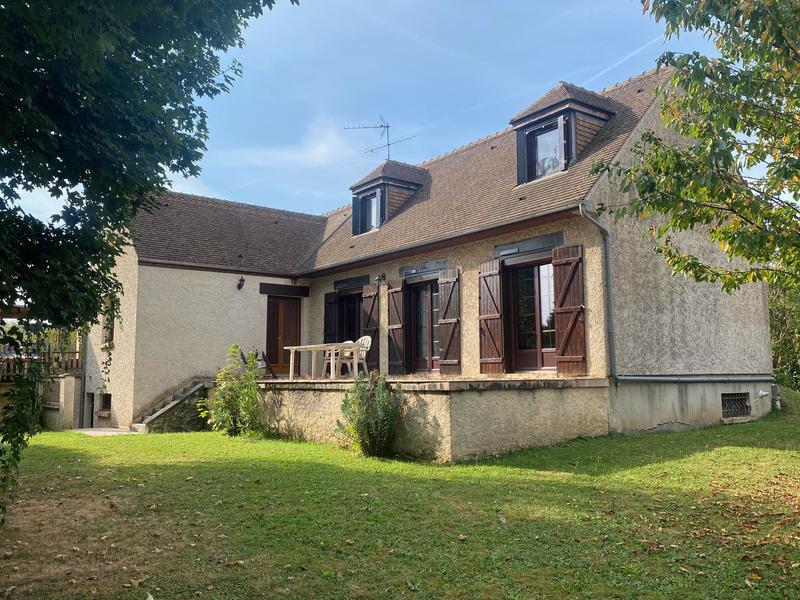 Maison - 120 m² - 6 pièces