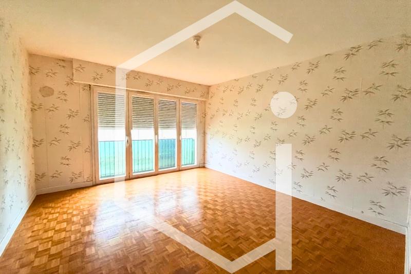 Immeuble - 305 m² - 16 pièces