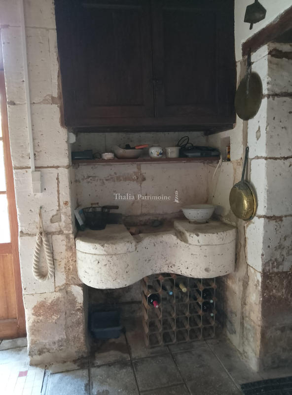 Maison - 240 m² - 9 pièces