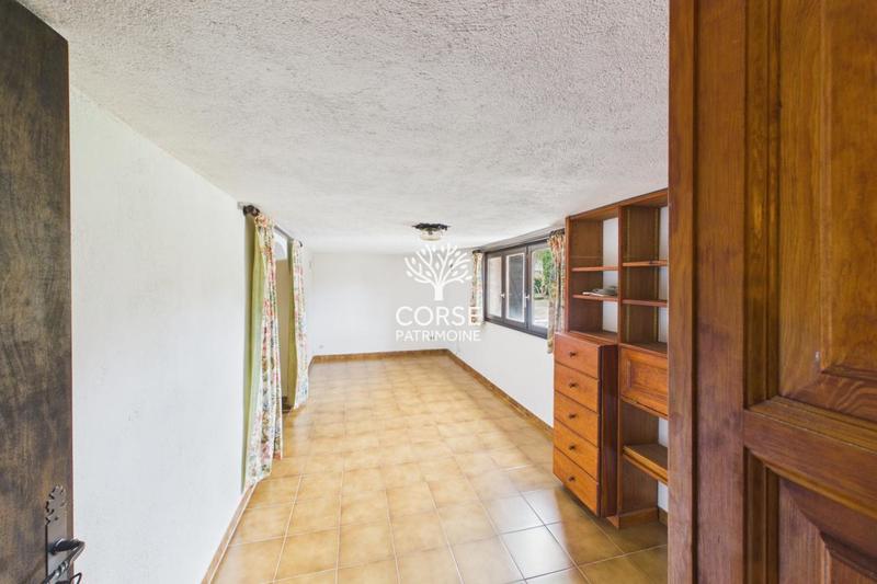 Appartement - 250 m² - 6 pièces
