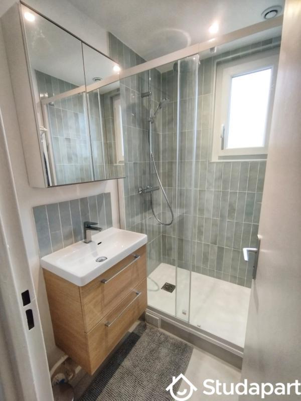 Chambre - 9 m² - 1 pièce