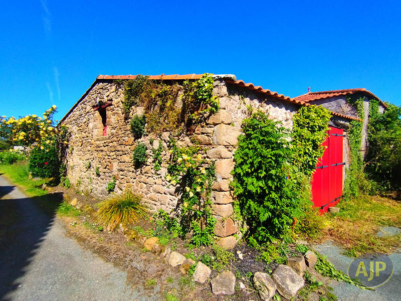 Maison - 90 m² - 2 pièces