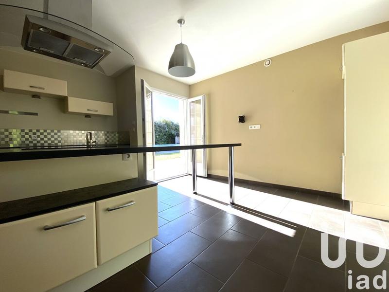 Maison - 222 m² - 7 pièces