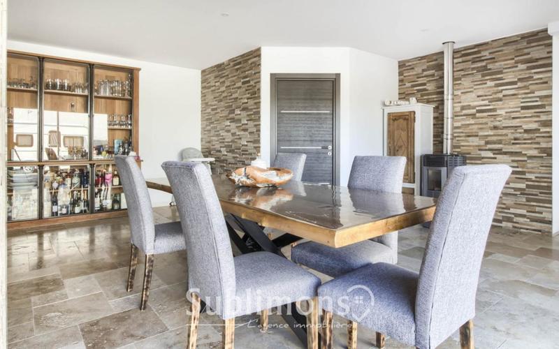 Maison - 105 m² - 3 pièces