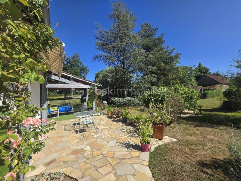 Pavillon - 163 m² - 5 pièces