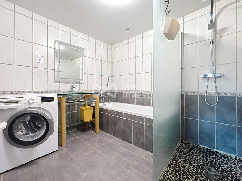 Villa - 258 m² - 10 pièces