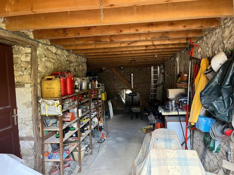 Maison - 248 m² - 10 pièces