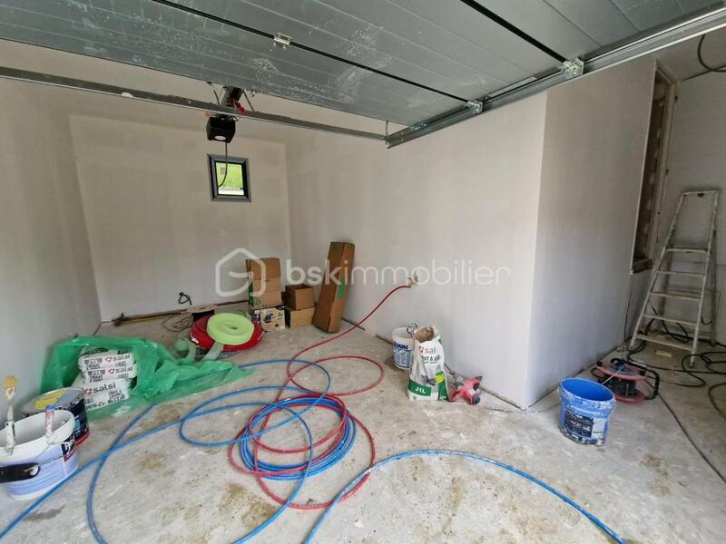 Maison - 85 m² - 4 pièces