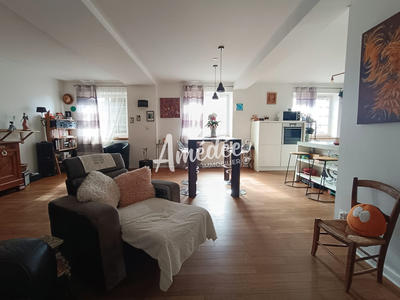 Appartement - 120 m² - 4 pièces