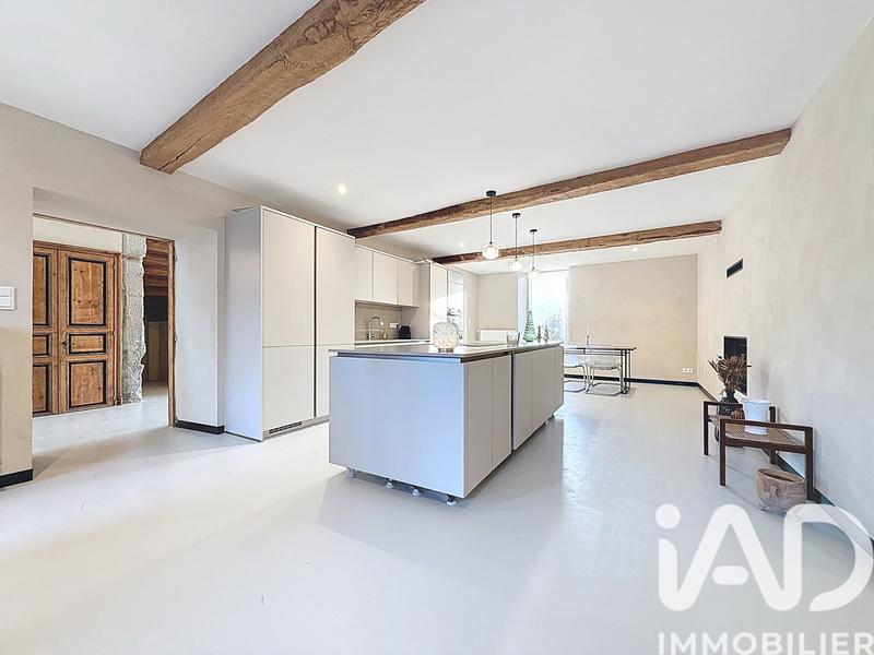 Maison - 373 m² - 15 pièces