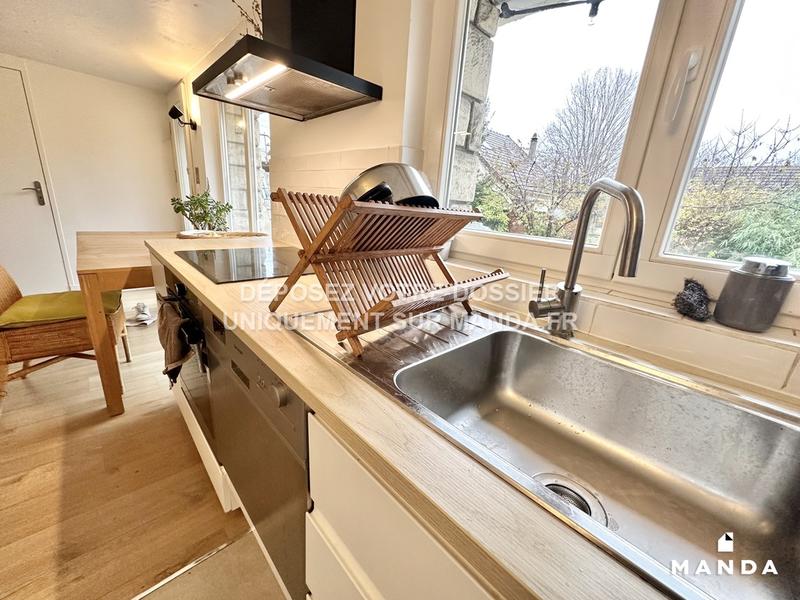 Chambre - 12 m² - 10 pièces