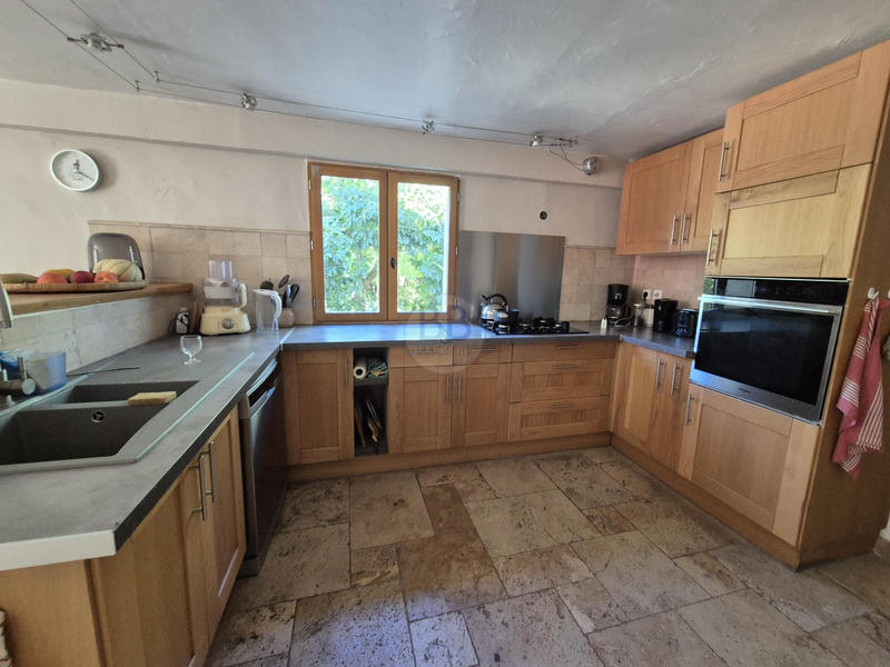 Villa - 175 m² - 6 pièces