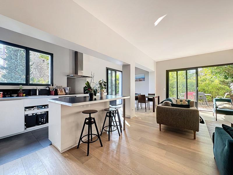 Villa - 147 m² - 6 pièces