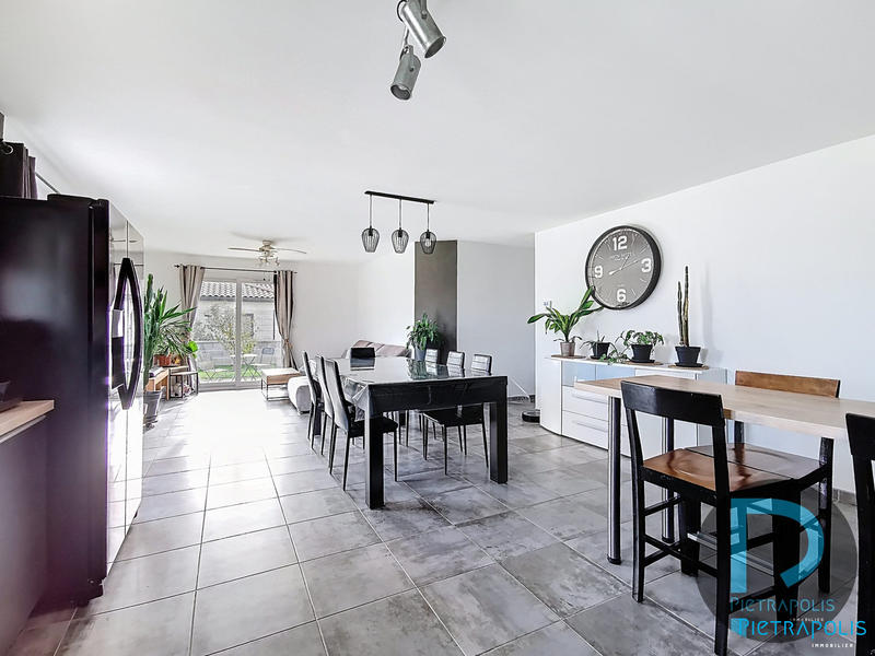 Maison - 102 m² - 6 pièces