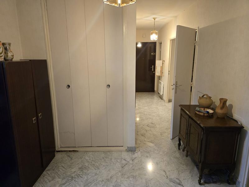 Appartement - 80 m² - 3 pièces