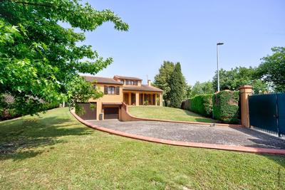 Maison - 160 m² - 7 pièces