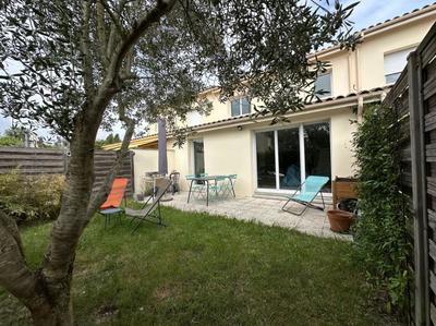 Maison - 87 m² - 4 pièces