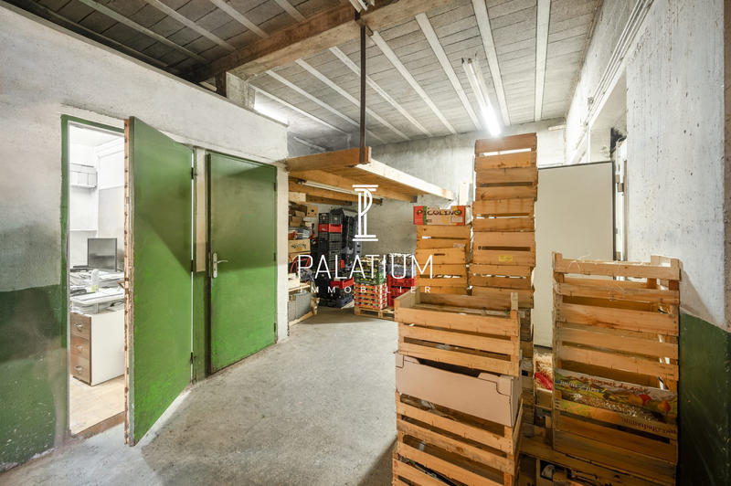 Local commercial - 236 m²