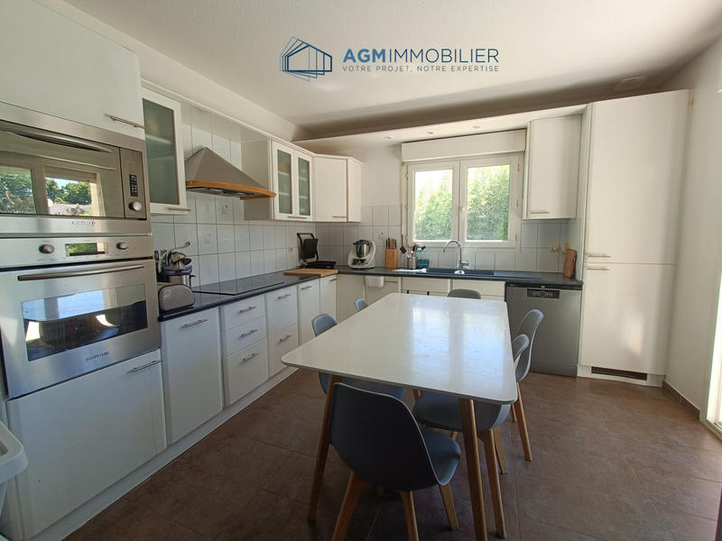 Villa - 139 m² - 6 pièces