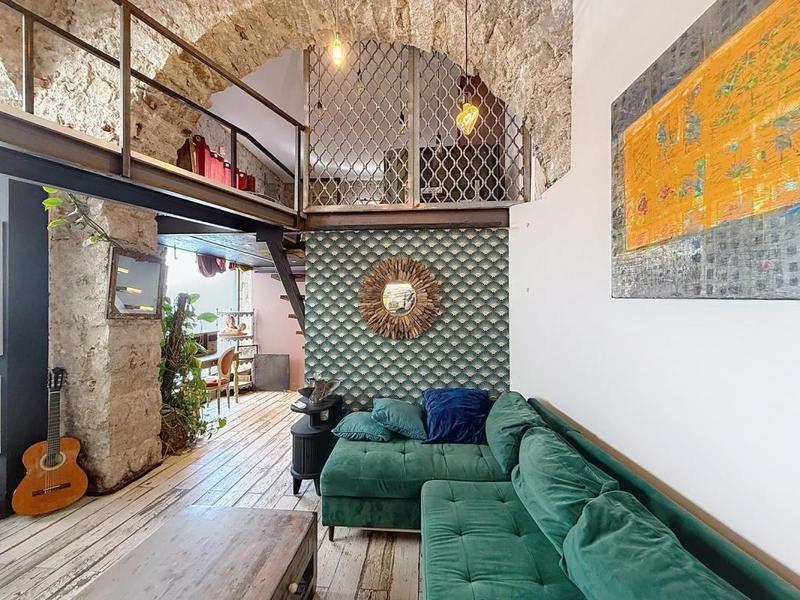 Loft - 73 m² - 3 pièces