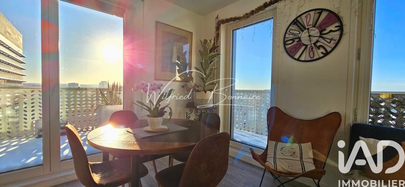 Appartement - 99 m² - 5 pièces