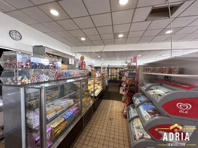 Fonds de commerce - 240 m²