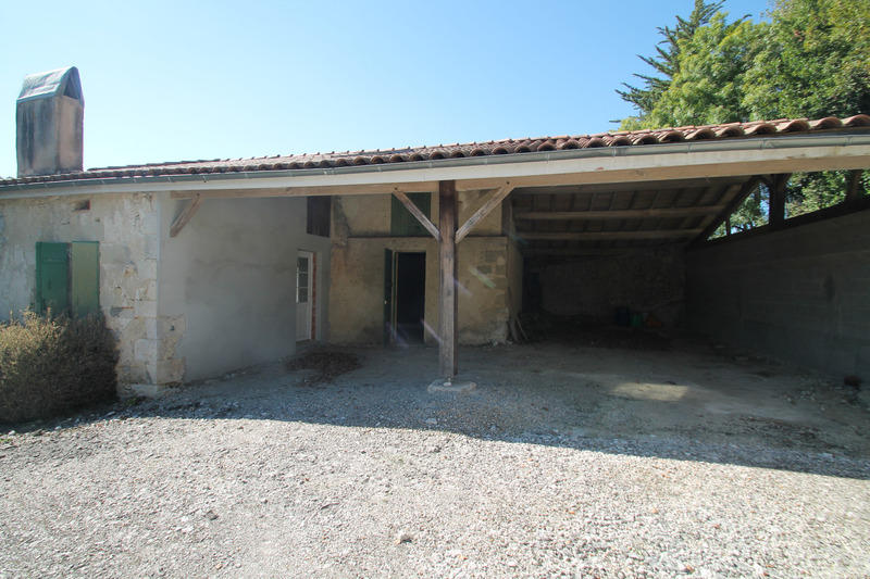 Maison en pierre - 200 m² - 4 pièces