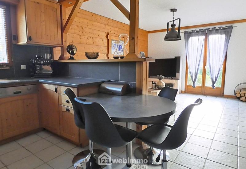 Maison - 89 m² - 4 pièces