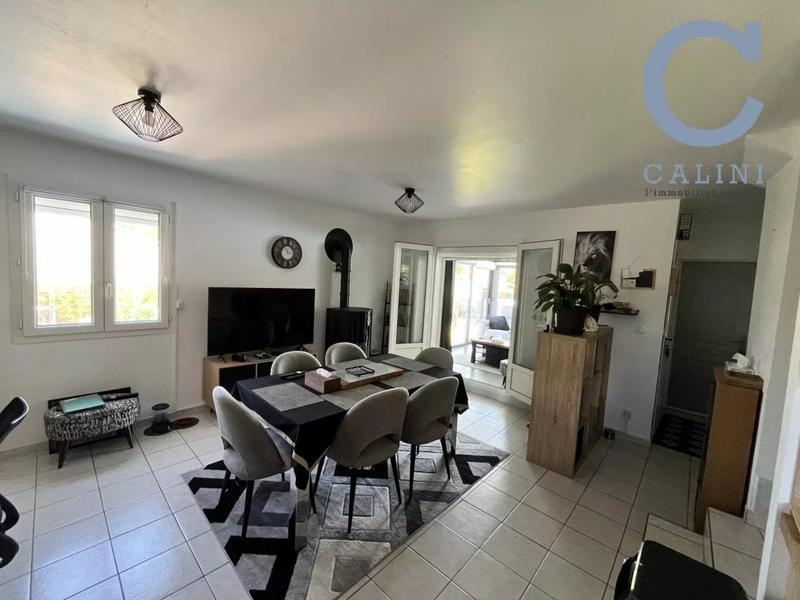 Maison - 77 m² - 4 pièces