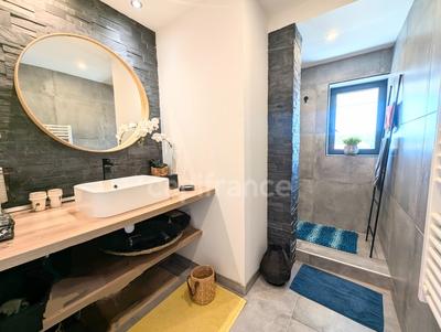 Appartement - 74 m² - 3 pièces